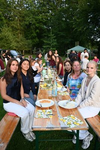 Erstes Essen der Wohnbereiche: Ein mediterraner Start ins ... Bild 6