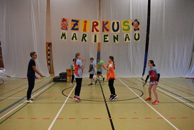 Zirkus-Zeit! Unsere JÃ¼ngsten zeigten ihr KÃ¶nnen Bild 16